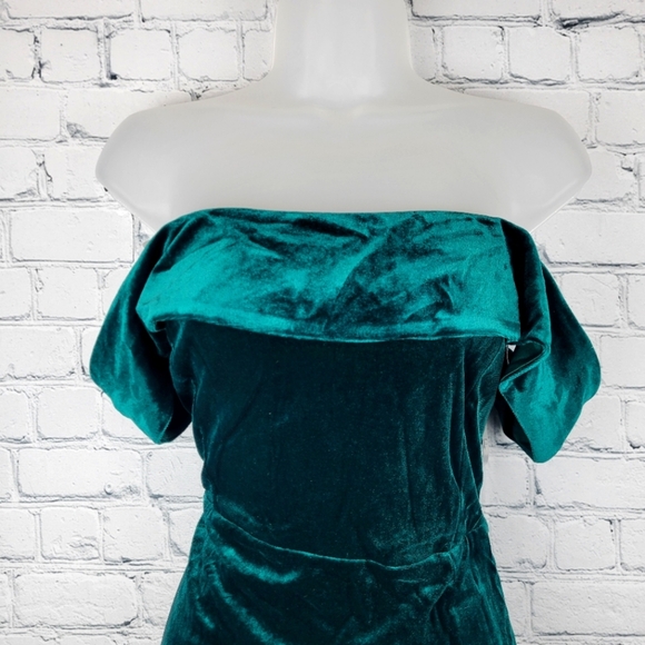 NWT Lulus Size XL Velvet Off-the-shoulder Mini Dress - Picture 6 of 6
